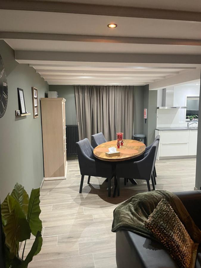 Graafjansdijk B Vakantiehuis Met 3 Slaapkamers Net Over De Belgische Grens Westdorpe Exterior photo